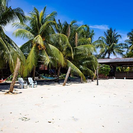 Bushman Tioman Hotel Kampong Juara Exterior foto